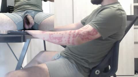 Snapshot of saat_hiel chatting on October 2025 02:15:01 AM Saat online show from October 2025 02:15:01 AM