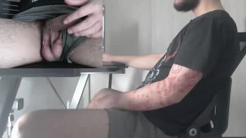 Snapshot of saat_hiel chatting on October 2025 02:14:02 AM Saat online show from October 2025 02:14:02 AM