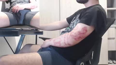 Snapshot of saat_hiel chatting on November 2025 01:48:01 AM Saat online show from November 2025 01:48:01 AM