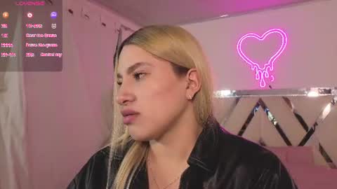 saaya_tay online show from June 2026 03:20:02 AM