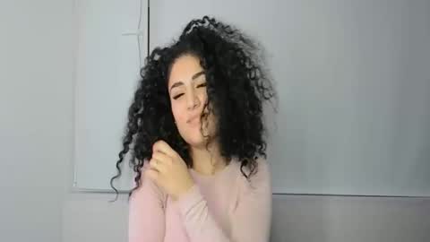 Snapshot of sabaa_x chatting on December 2024 01:54:02 PM sabrina online show from December 2024 01:54:02 PM