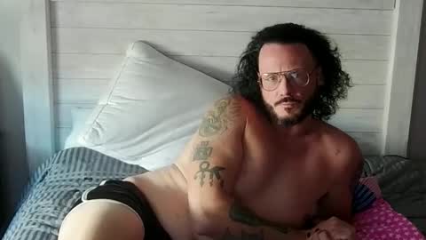 Sabastion online show from February 2026 06:24:02 PM