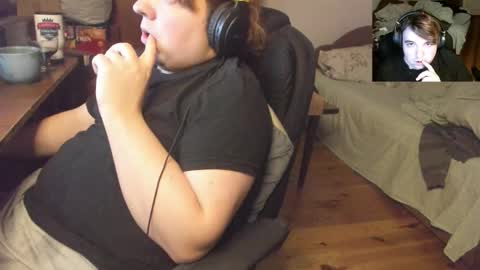 Snapshot of saboda chatting on December 2025 12:37:02 AM 1141323 my Lord Mister Max moms treasure online show from December 2025 12:37:02 AM