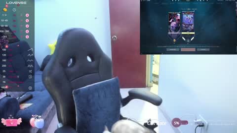 Angie  online show from December 2024 06:58:01 AM