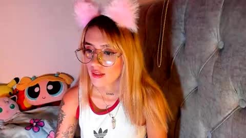 . Sabrina Cole . online show from October 2025 04:13:01 AM