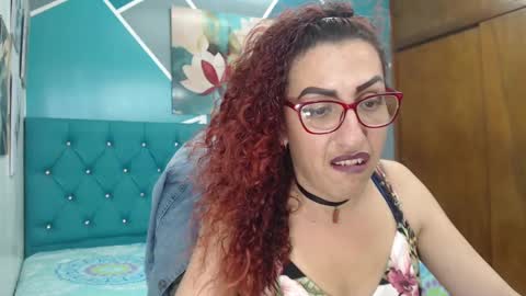 Snapshot of sabrina_dupont chatting on February 2025 04:29:01 PM SABRINA online show from February 2025 04:29:01 PM