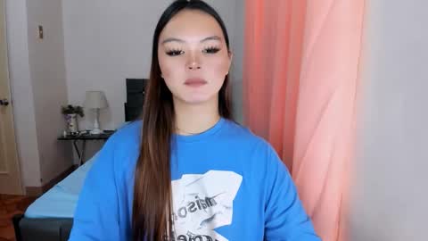 sabrina_hilson online show from November 2025 03:34:01 AM