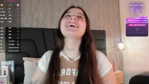 Snapshot of sabrina_lennox chatting on February 2025 07:49:01 PM Sabrina Maria online show from February 2025 07:49:01 PM