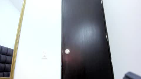 sabrina online show from October 2025 10:56:02 AM