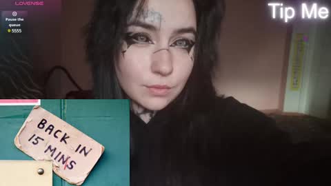 Snapshot of sabrina_raiders_666 chatting on February 2025 06:55:01 AM Lilith Solar online show from February 2025 06:55:01 AM