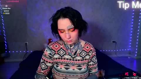 Snapshot of sabrina_raiders_666 chatting on February 2025 01:28:01 PM Lilith Solar online show from February 2025 01:28:01 PM