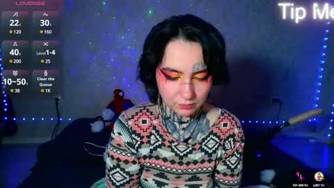 Snapshot of sabrina_raiders_666 chatting on February 2025 04:33:02 PM Lilith Solar online show from February 2025 04:33:02 PM