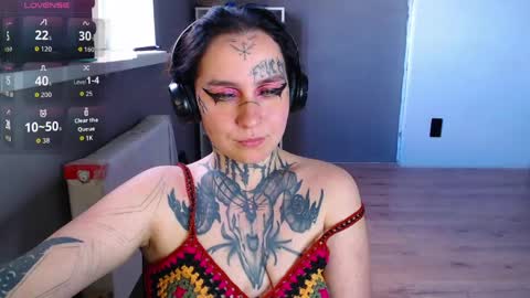 Lilith Solar online show from April 2026 01:41:02 PM