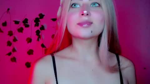 Snapshot of sabrinaexpositoxx chatting on February 2025 06:40:01 AM SABRI online show from February 2025 06:40:01 AM