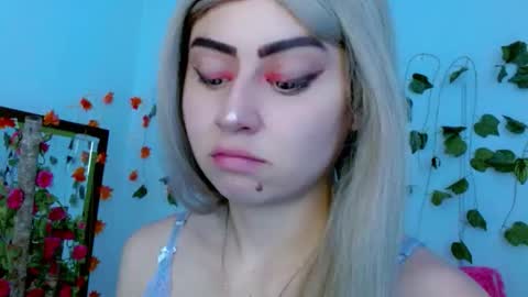 Snapshot of sabrinaexpositoxx chatting on November 2025 01:07:02 PM SABRI online show from November 2025 01:07:02 PM