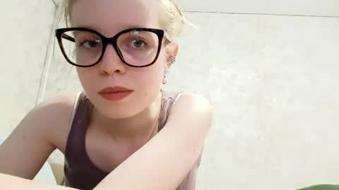 Sabrina online show from April 2026 08:57:02 PM