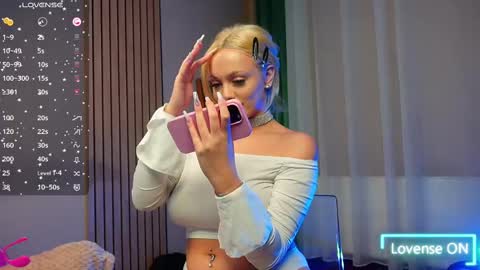 SabrinaJade online show from March 2025 10:55:01 AM