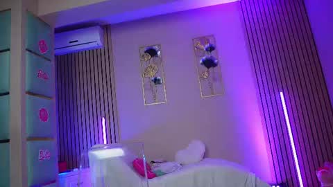 SabrinaJade online show from June 2026 05:50:02 AM