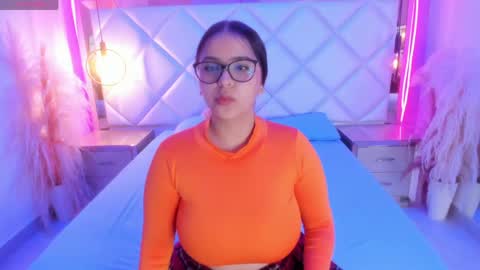 Snapshot of sabrinaleblanc chatting on May 2026 11:39:01 AM sabrinaleblanc online show from May 2026 11:39:01 AM