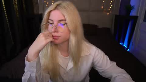 Sabrina online show from June 2026 06:27:02 AM