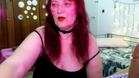SabrinaXlovess online show from June 2026 05:30:02 PM