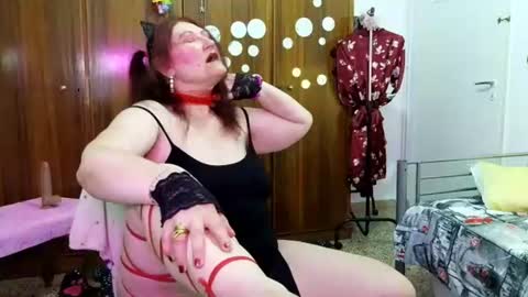 SabrinaXlovess online show from June 2026 05:02:02 PM