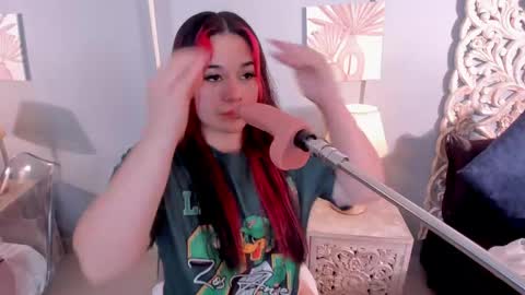 sabrinna  online show from May 2026 07:40:02 PM