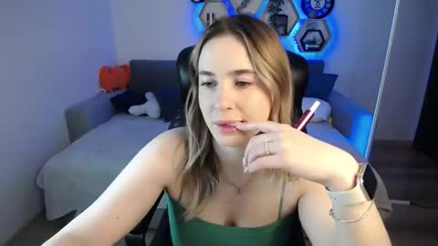 Sabrina Violet online show from January 2025 09:13:01 AM