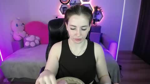 Sabrina Violet online show from April 2026 08:04:02 AM