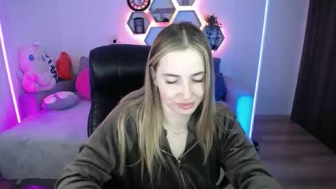 Sabrina Violet online show from May 2026 08:11:01 AM