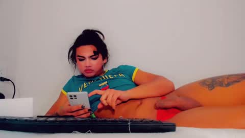 Snapshot of sacha_candy chatting on February 2025 02:50:01 AM Sacha online show from February 2025 02:50:01 AM