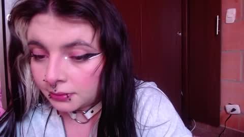 Snapshot of sachi_meow chatting on February 2026 07:35:01 PM Ig online show from February 2026 07:35:01 PM