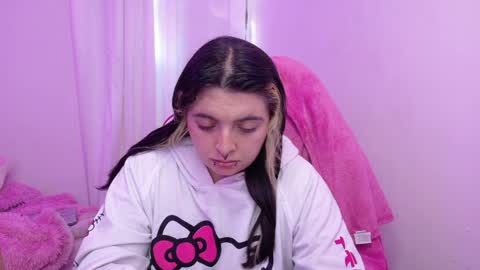 Snapshot of sachi_meow chatting on April 2026 05:21:01 PM Ig online show from April 2026 05:21:01 PM