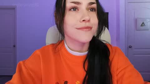 Sadie Renee  online show from October 2025 10:18:01 PM