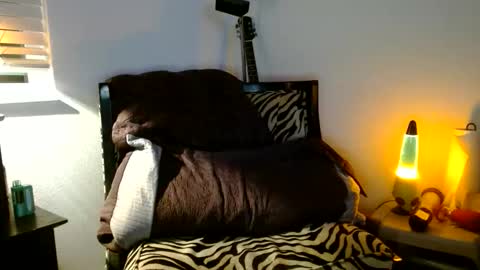 Snapshot of sadiessecretcloset chatting on November 2025 02:10:02 AM Sadiessecret online show from November 2025 02:10:02 AM