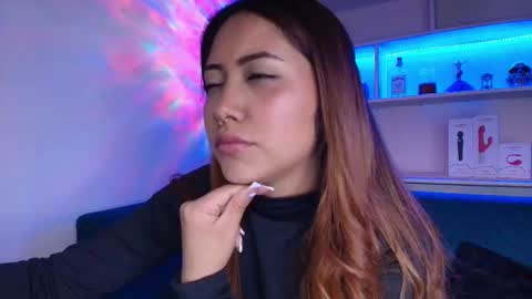 Snapshot of saelivrae chatting on October 2025 07:25:01 PM Cami online show from October 2025 07:25:01 PM