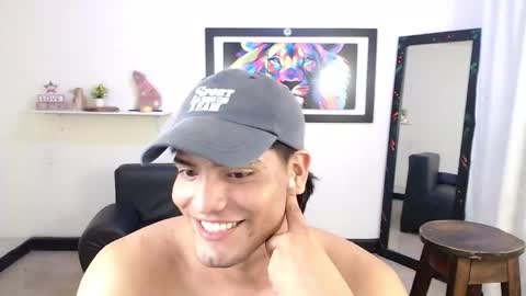 Snapshot of saenz18 chatting on December 2024 11:13:02 PM Saenz online show from December 2024 11:13:02 PM