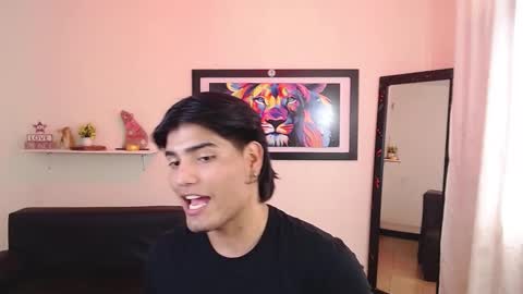 Snapshot of saenz18 chatting on December 2024 08:14:02 PM Saenz online show from December 2024 08:14:02 PM
