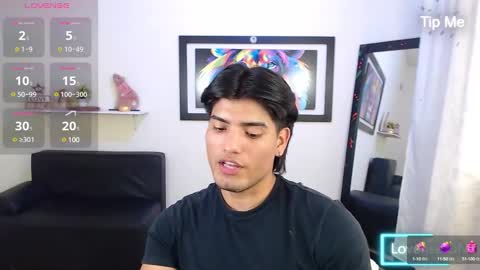Snapshot of saenz18 chatting on December 2024 08:14:02 PM Saenz online show from December 2024 08:14:02 PM