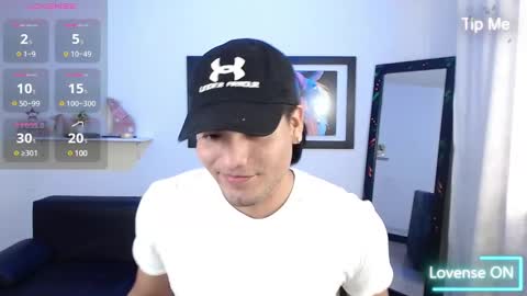 Snapshot of saenz18 chatting on December 2024 08:36:01 PM Saenz online show from December 2024 08:36:01 PM