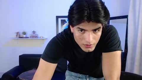 Snapshot of saenz18 chatting on January 2025 03:11:01 AM Saenz online show from January 2025 03:11:01 AM