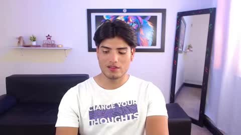 Snapshot of saenz18 chatting on February 2025 08:43:02 PM Saenz online show from February 2025 08:43:02 PM