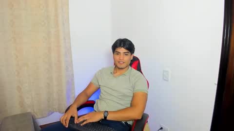 Snapshot of saenz18 chatting on March 2025 07:38:02 PM Saenz online show from March 2025 07:38:02 PM