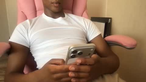 Snapshot of saeonyx chatting on March 2026 07:20:02 PM Saeonyx online show from March 2026 07:20:02 PM