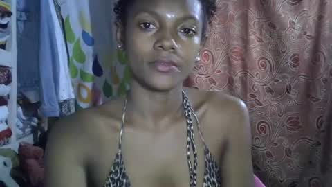 Snapshot of safira19 chatting on October 2025 09:57:02 PM safira19 online show from October 2025 09:57:02 PM