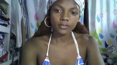 Snapshot of safira19 chatting on October 2025 01:40:02 PM safira19 online show from October 2025 01:40:02 PM