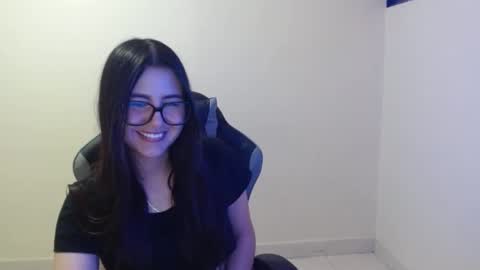 Snapshot of sahaliefox_ chatting on October 2025 10:53:02 PM Sahaliefox online show from October 2025 10:53:02 PM