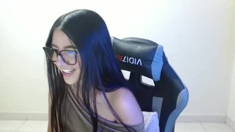 Sahaliefox  online show from February 2026 03:52:02 PM