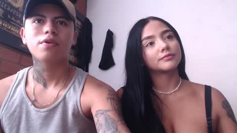 Snapshot of sahara_n_thiago chatting on January 2025 11:54:01 AM Sahara y Thiago online show from January 2025 11:54:01 AM