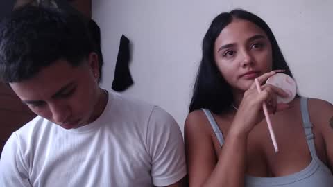Snapshot of sahara_n_thiago chatting on January 2025 11:56:02 AM Sahara y Thiago online show from January 2025 11:56:02 AM